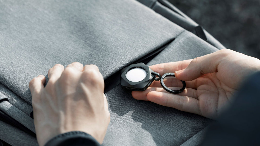 5 Best Apple AirTag Holders You Need to Know