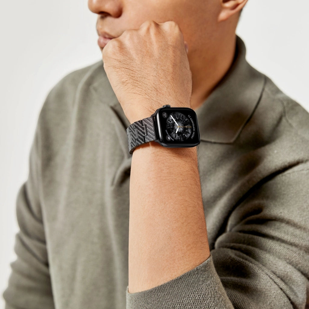 Carbon Fiber Apple Watch Bands: Light & Non-Allergenic | PITAKA