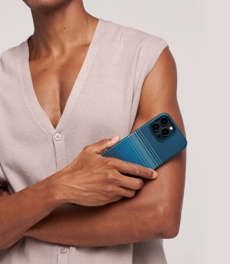 Sunset Moonrise iPhone 16 Harbiy Dizayn 1