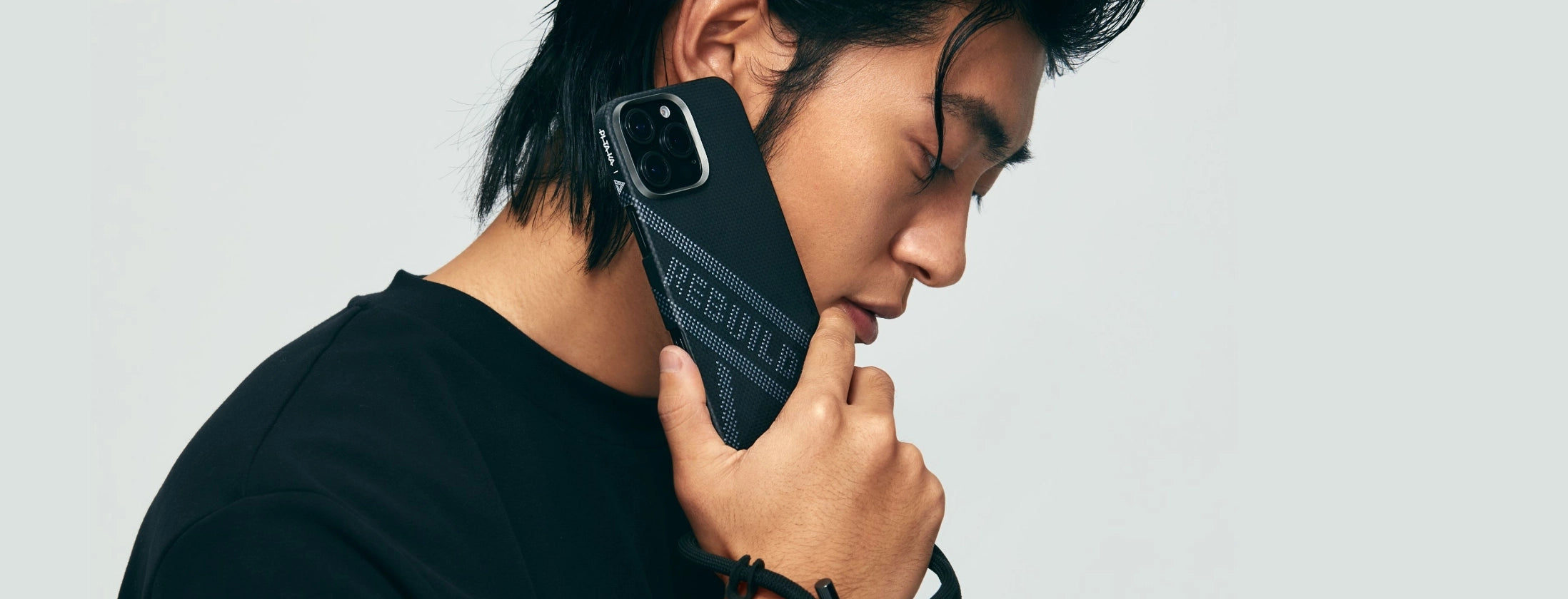 Pitaka x Re-TROS Refining Collaborative Tactile Woven Case for iPhone 16 Pro Max description image