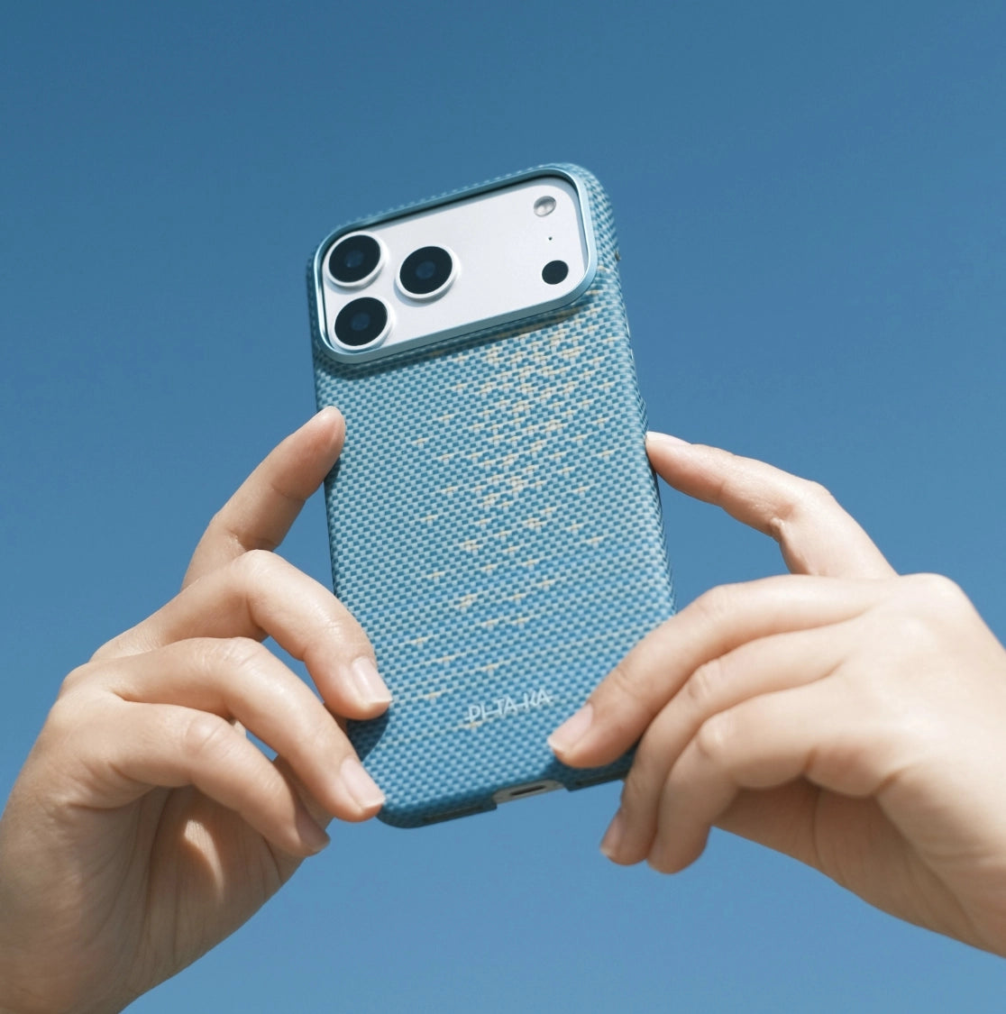 PITAKA × Gordon Hunt Glints of Gold | Limited Artist Edition Gift Box