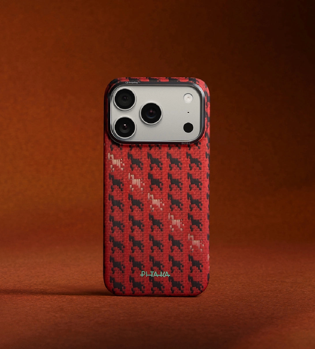 Husa Pitaka iPhone 17 Pro, Edge Case, Maroon, PitaTap™, MagSafe, Ultra Slim horse2026 style2 section3 2