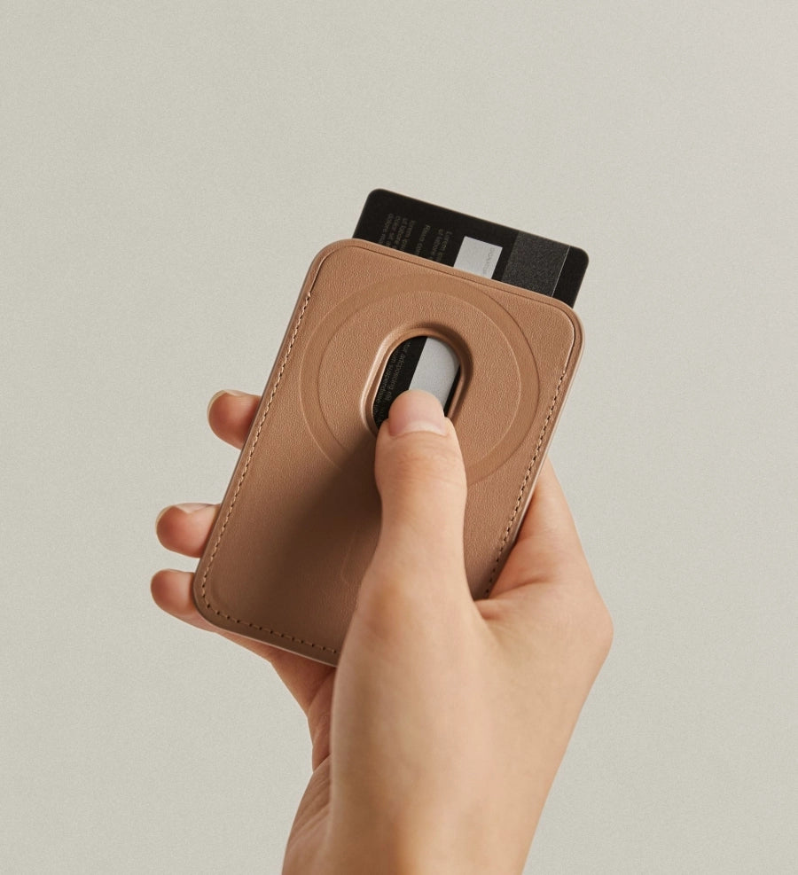 Magnetic Woven Wallet