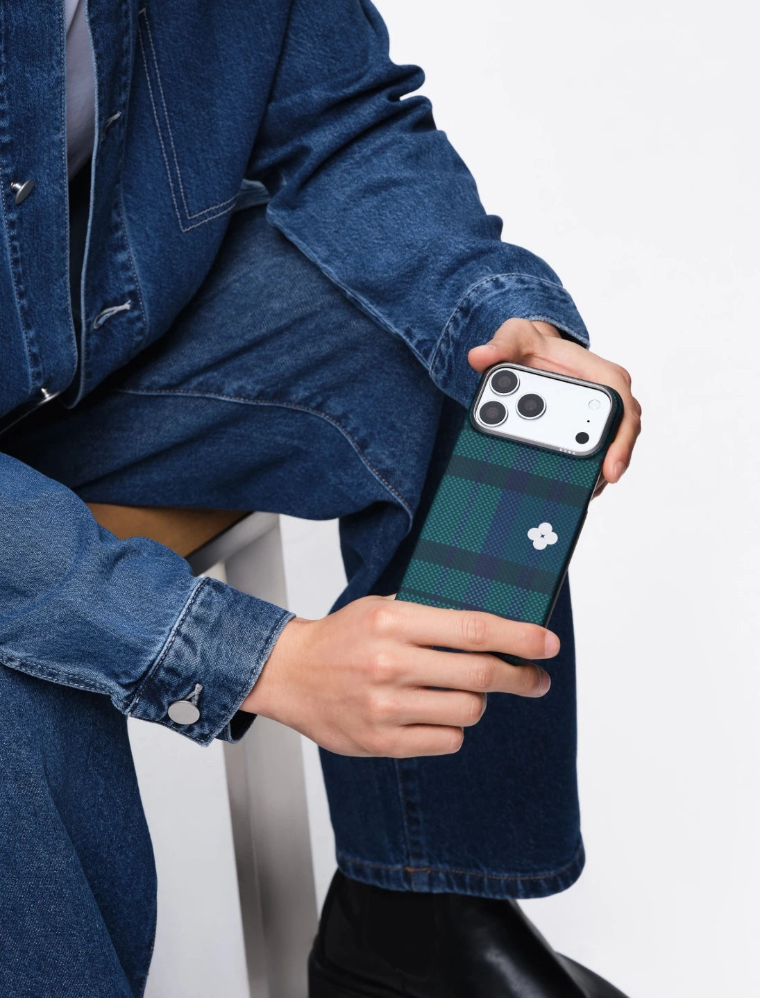 Husa Pitaka iPhone 17 Pro Max, Edge Case, Forest Dawn, PitaTap™, MagSafe, Ultra Slim munn iphone section62