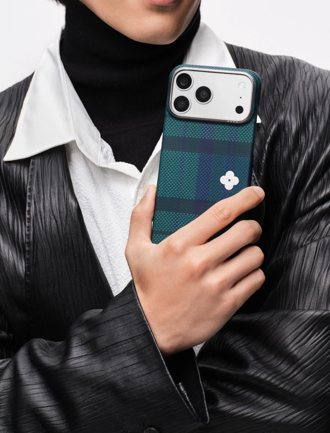 PITAKA × MÜNN | Flora in Grid Phone Case