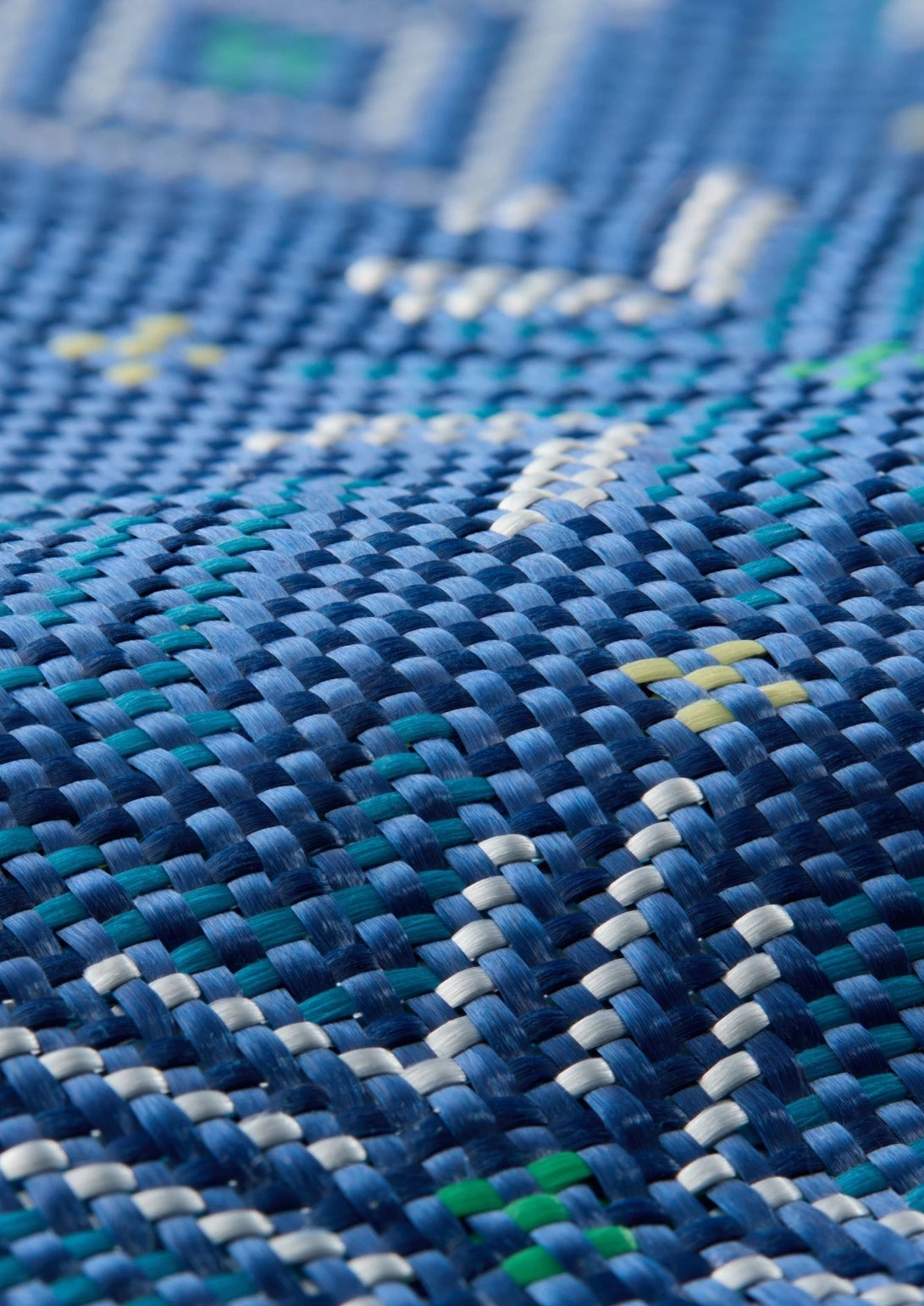 Threads of Winter Cases